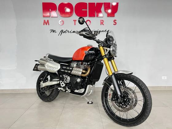 TRIUMPH BONNEVILLE SCRAMBLER 1200 XE TRIUMPH BONNEVILLE SCRAMBLER 1200 XE